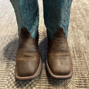 Laredo Women's Size 9-M Anita Brown and Turquoise Wide Square Toe Cowboy Boots